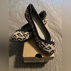 Clarks Carly Wish Ballet Flat size 6